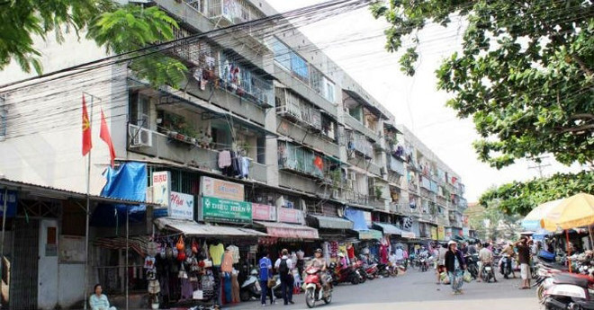 Hàng trăm chung cư 'cháy là chết' ở TPHCM