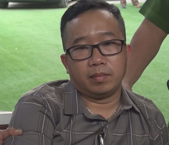 Nam bị bắt trong quán cà phê