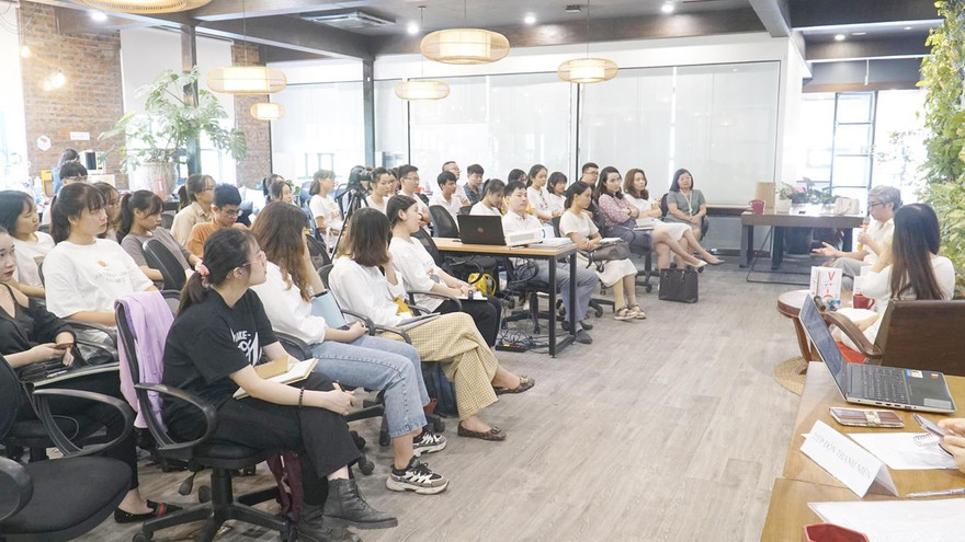 Không gian Tọa đàm cởi mở giữa diễn giả và người tham dự