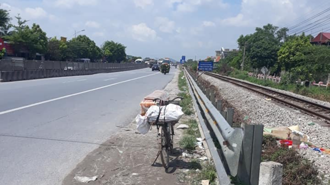 Mẹ ca sĩ Châu Việt Cường tử vong vì tai nạn tàu hoả