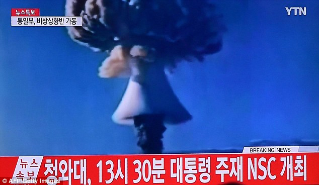 Truyền hình Hàn Quốc đưa tin về vụ thử nghiệm gây sốc của Triều Tiên (Ảnh: AFP)