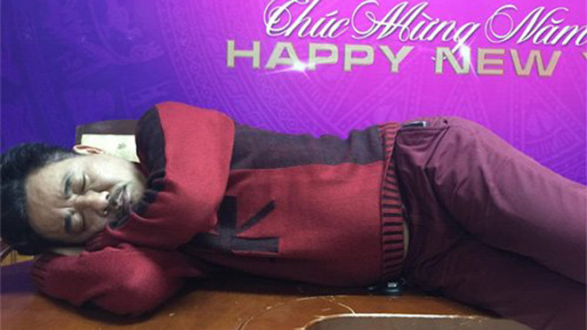 Nghệ sỹ phờ phạc tập đêm vì Táo quân