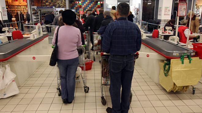 Nhiều người Nga lâm vào cảnh khó khăn sau khi đồng rúp lao dốc. Ảnh minh họa: Sputnik