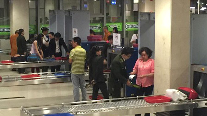 Kiểm tra an ninh là công tác bắt buộc đối với tất cả hành khách đi máy bay