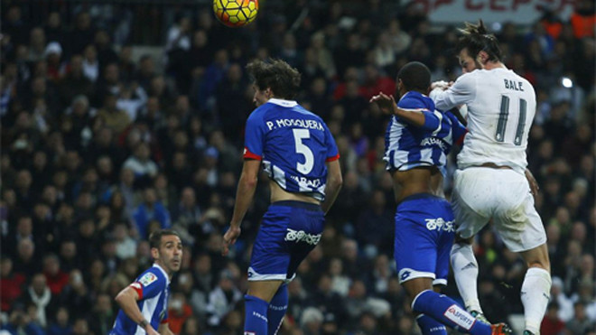 Bale có bốn bàn đánh đầu trong bốn trận gần nhất. Ảnh: Reuters