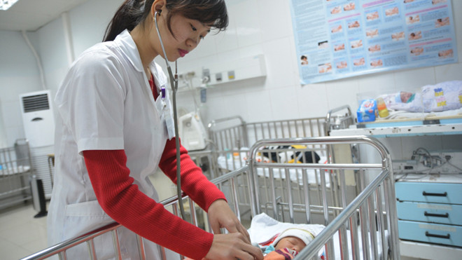 Bé trai con sản phụ Nga được theo dõi sức khỏe chặt chẽ tại Tổ Sơ sinh, khoa Sản, BVHNĐK Nghệ An vào ngày 21/1 vừa qua nay đã xuất viện trở về nhà an toàn.