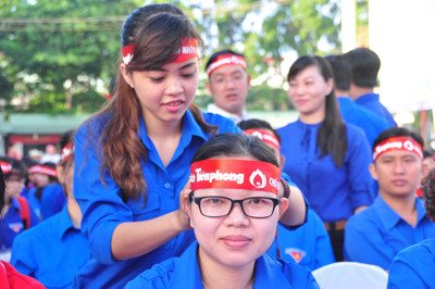 Náo nức Ngày hội Chủ Nhật Đỏ ở Cần Thơ