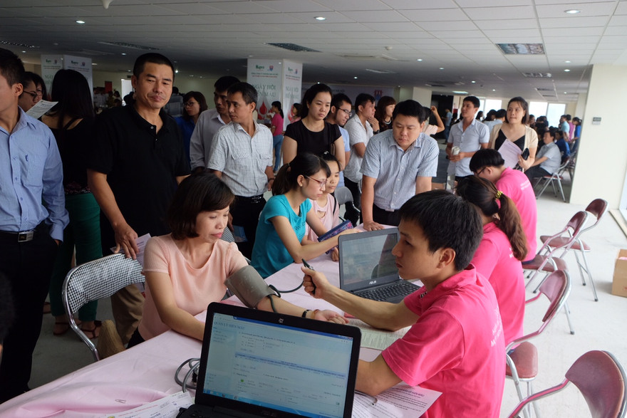 Hapro tổ chức 'Giọt máu hồng yêu thương 2016'