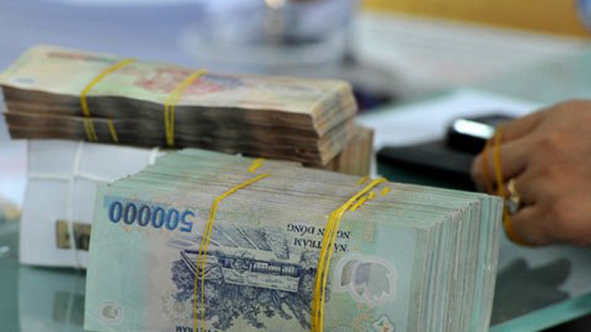 Khách hàng không nên gấp gáp mà bỏ qua quy trình dễ dẫn đến rủi ro mất tiền trong ngân hàng. 