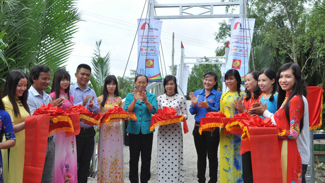 Tân Hiệp Phát khánh thành cầu dây văng thứ 10 ở ĐBSCL
