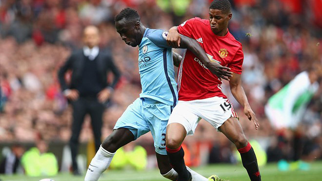 Marcus Rashford (phải) nhiều khả năng có trận đá chính đầu tiên trong màu áo MU tại Europa League. Ảnh: Getty Images.