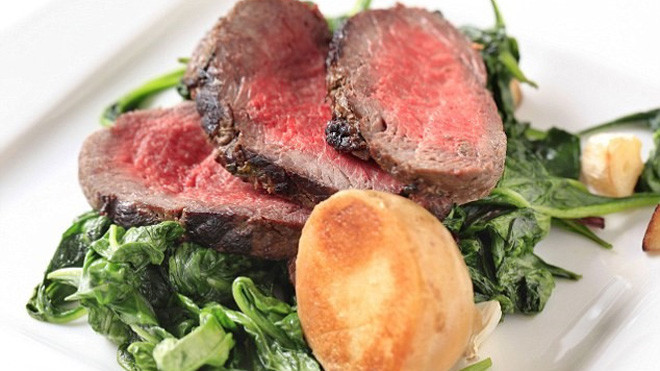 Ăn chay thường giúp con người có một cuộc sống lành mạnh hơn. Ảnh:Alamy.