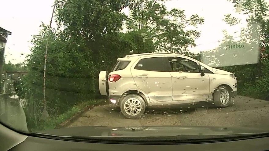 Chiếc xe trước khi gặp nạn.