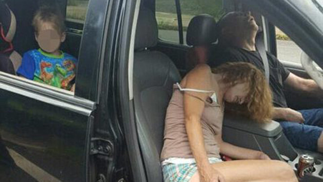 Sốc ma túy, cặp vợ chồng đột tử trước mặt con trai