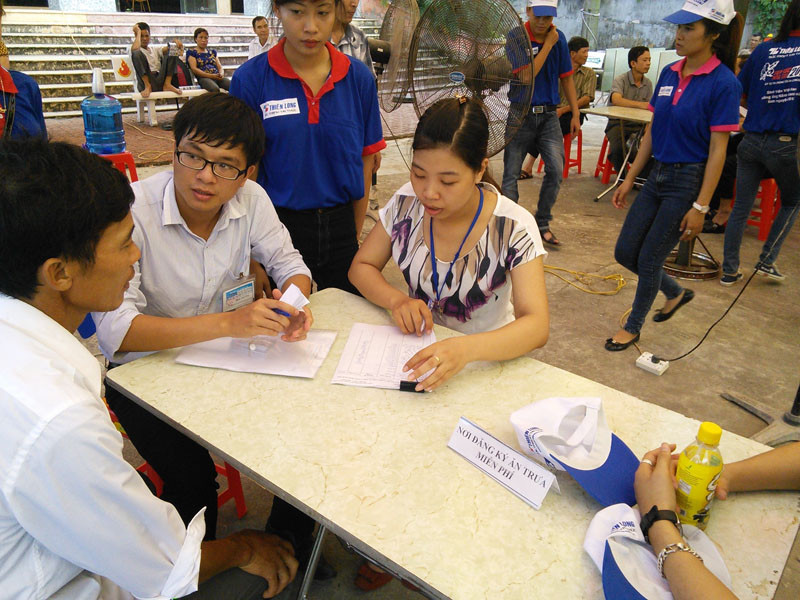 Nơi đăng ký suất ăn miễn phí cho thí sinh và người nhà thí sinh 