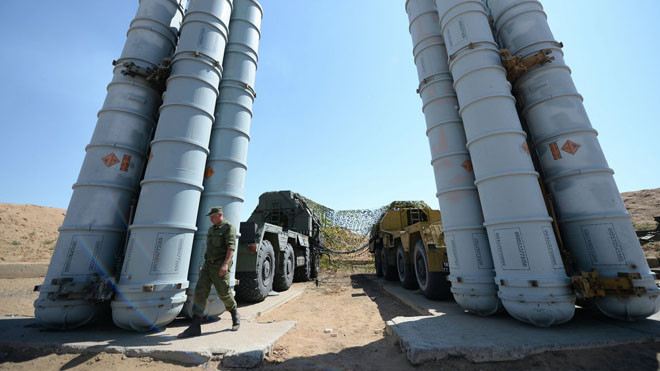 Hệ thống tên lửa S-300 (Ảnh: Sputnik)