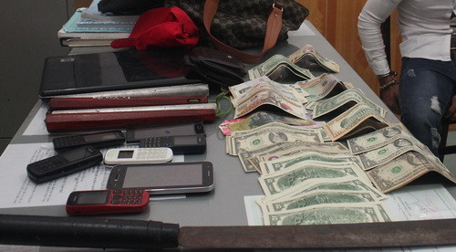 Tang vật còn lại khi 2 tên trộm bị bắt. Ảnh: Hoàng Trường