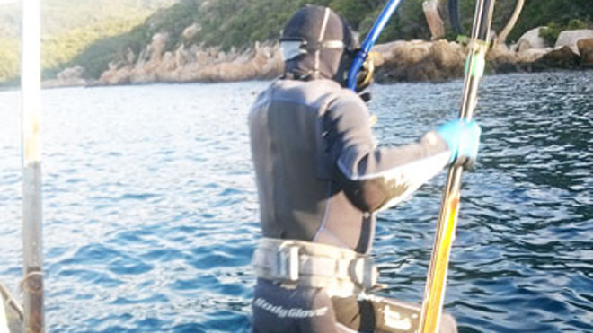 Từng người lặn sẽ được thả ở từng điểm riêng biệt