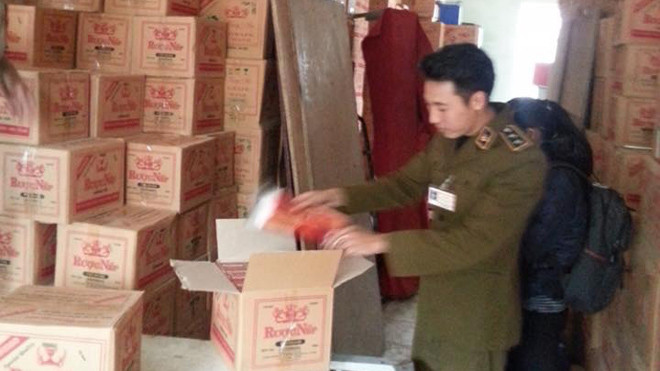 Thu hơn 100 nghìn chai rượu giả