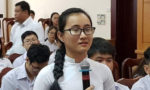 Nữ sinh tố cô giáo không giảng bài nhận học bổng ở trường quốc tế
