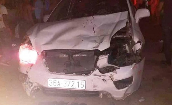 Ô tô 7 chỗ sau vụ tai nạn