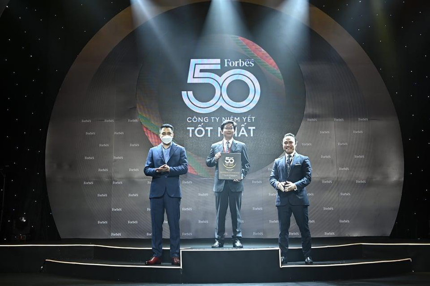 Vinaconex lần đầu lọt Top 50 công ty niêm yết tốt nhất do Forbes bình chọn