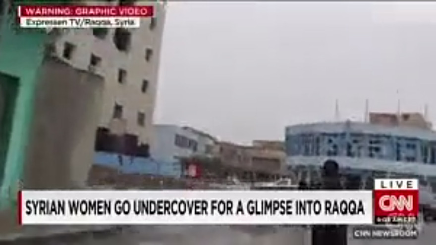 Thành trì IS dưới máy quay bí mật của hai phụ nữ