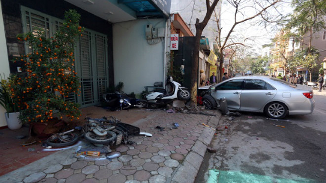 Hiện trường vụ tai nạn. Ảnh: Phương Sơn.