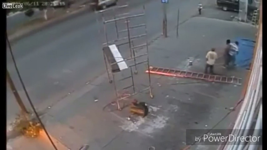 Ảnh cắt từ clip 