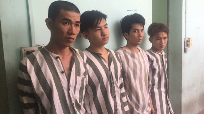 4 đối tượng tại cơ quan công an