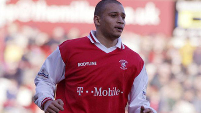 Curtis Woodhouse thời còn là cầu thủ