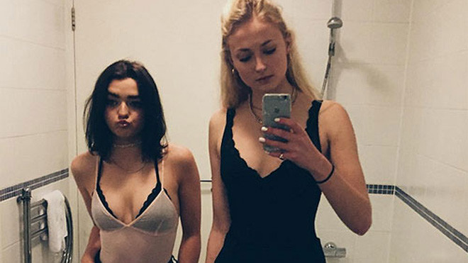 Diễn viên Maisie Williams.