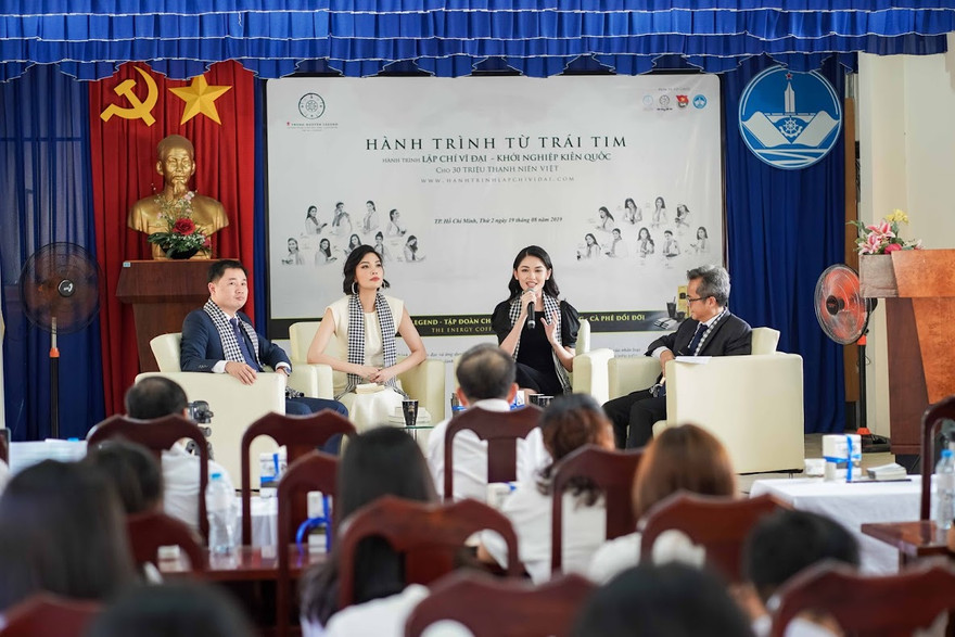 Hành trình từ trái tim: tri thức dẫn lối thành công! 