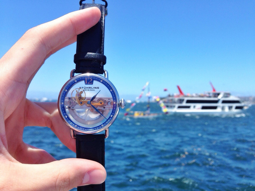 Sức hấp dẫn từ bộ sưu tập đồng hồ cơ hot nhất thu đông 2019