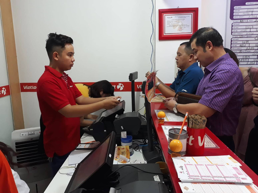 Vừa ra mắt, 'xổ số Vietlott 10 phút' thu 500 triệu đồng trong 3 giờ