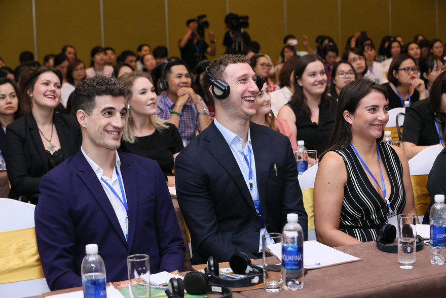 Hội thảo “Tạo động lực cho người học tiếng Anh” thu hút sự quan tâm của nhiều chuyên gia trong nước và nước ngoài.