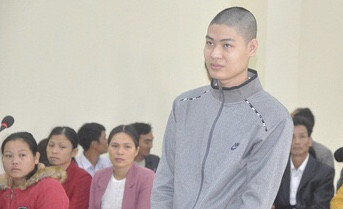 Tuyên án tù chung thân đối tượng đâm 6 cô trò