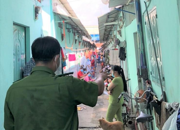 Thực hư tin nữ tình nguyện viên ở Bình Dương bị chủ trọ đuổi trong đêm