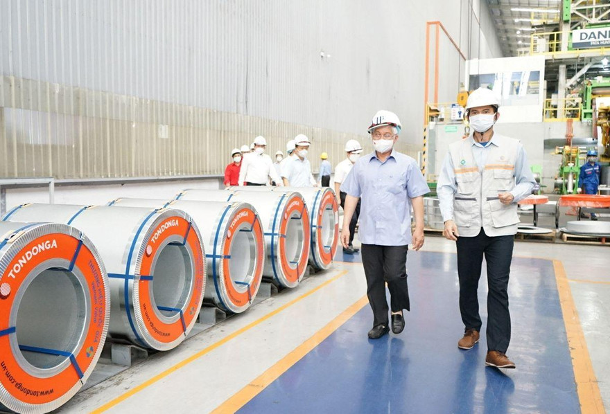 Kịch bản nào để khôi phục kinh tế ở ‘điểm nóng’ Bình Dương?