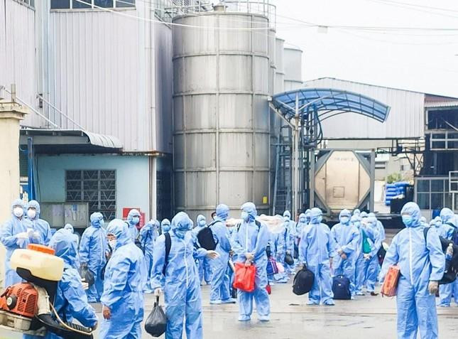 Giải pháp nào để chặn dịch chững lại ở 'điểm nóng' Bình Dương?