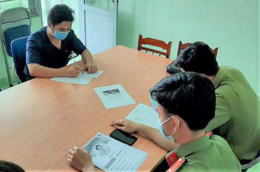 Người đàn ông ở Bình Dương bị phạt vì lên mạng bịa chuyện phường ‘cắt xén’ chính sách