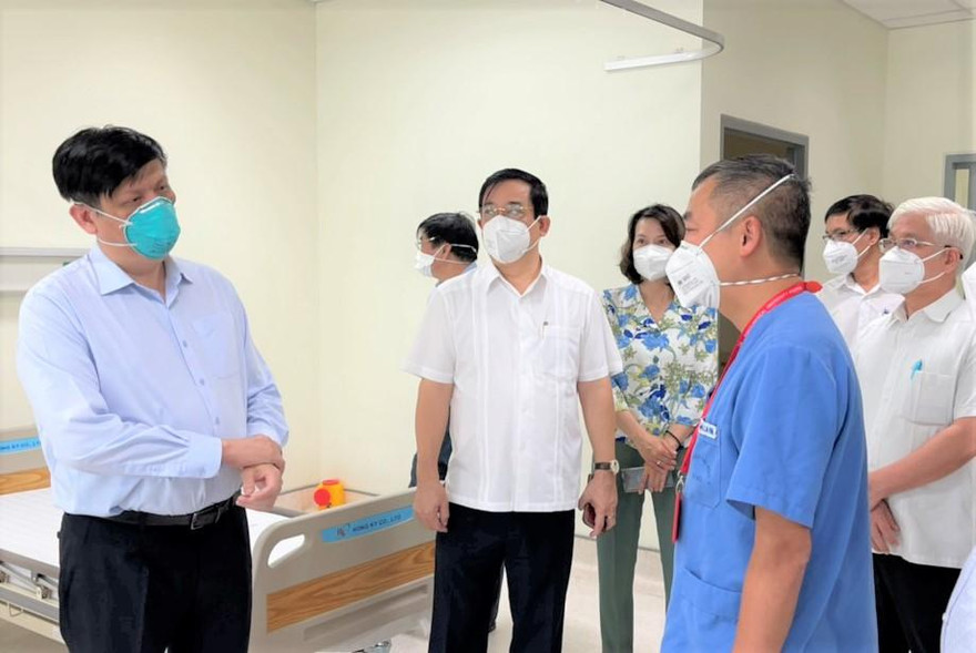 Bình Dương cần chi viện 100 y bác sĩ hồi sức cấp cứu