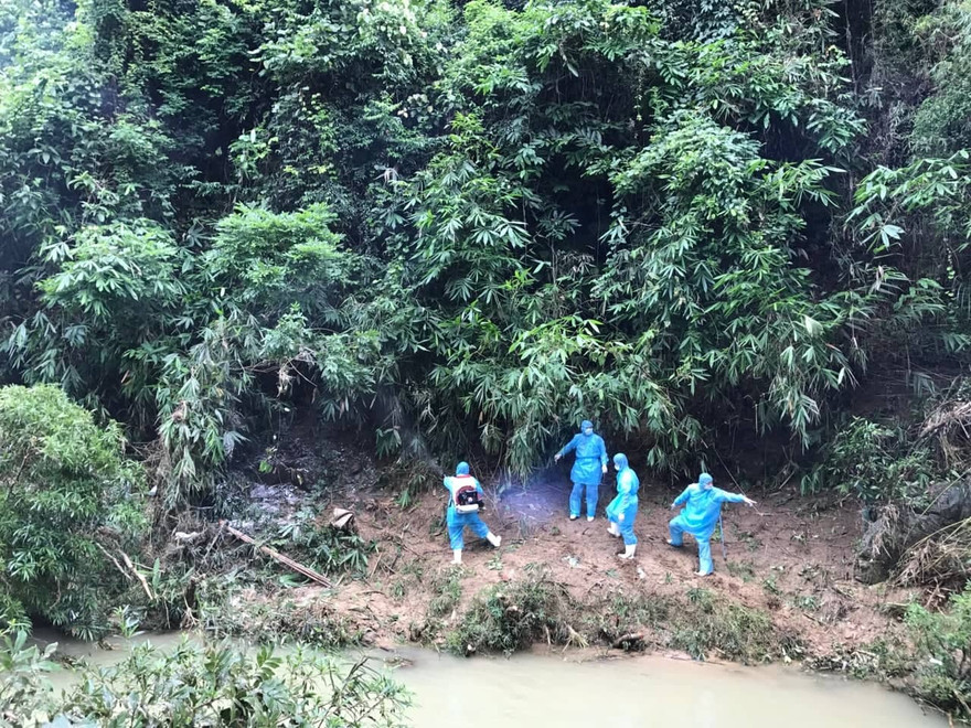 Hiện trường tìm thấy thi thể cháu bé