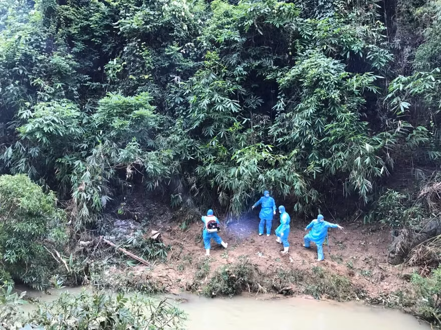 Hiện trường tìm thấy thi thể cháu bé