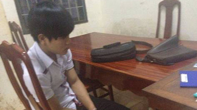 Toàn bị tạm giữ sau khi đâm chết bạn học