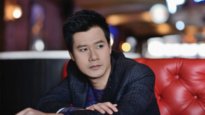 Ngày 14/2, Quang Dũng tham gia đêm nhạc "Cảm ơn tình yêu" tại Hà Nội nhân dịp lễ Valentine. Chương trình mùa thứ năm còn có sự góp mặt của các ca sĩ Hồng Nhung, Tuấn Hưng và Tùng Dương.