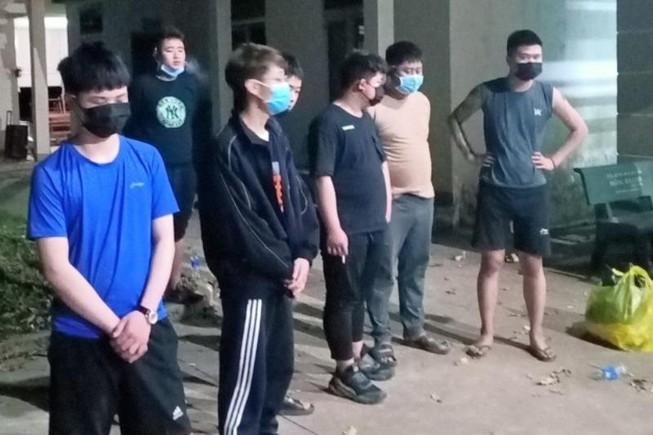 Trục xuất nhóm người Trung Quốc nhập cảnh trái phép