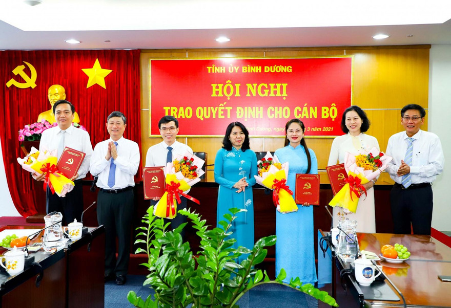 Bình Dương bổ nhiệm nhiều lãnh đạo chủ chốt