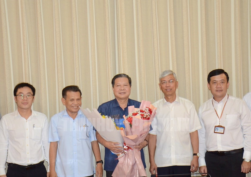 Nhiều cán bộ lãnh đạo ở TPHCM nghỉ hưu