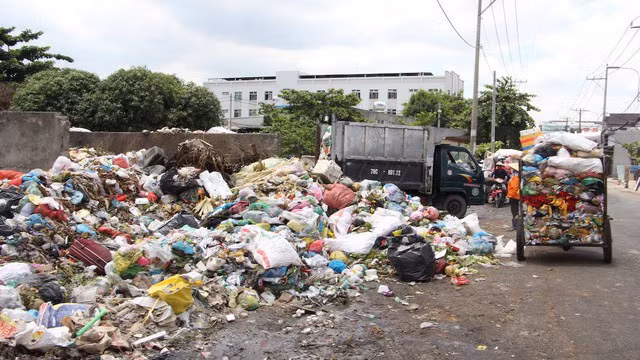 Mỗi ngày, TPHCM phát sinh hơn 1.500 tấn rác thải nhựa 